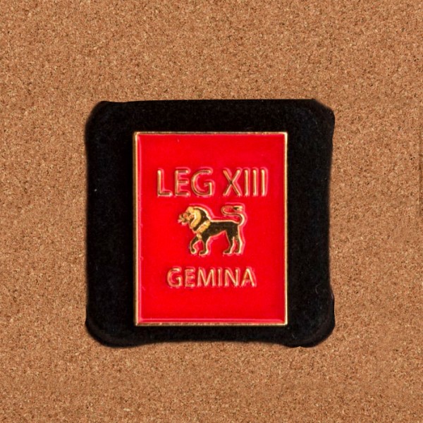Insigna Legiunea XIII-a